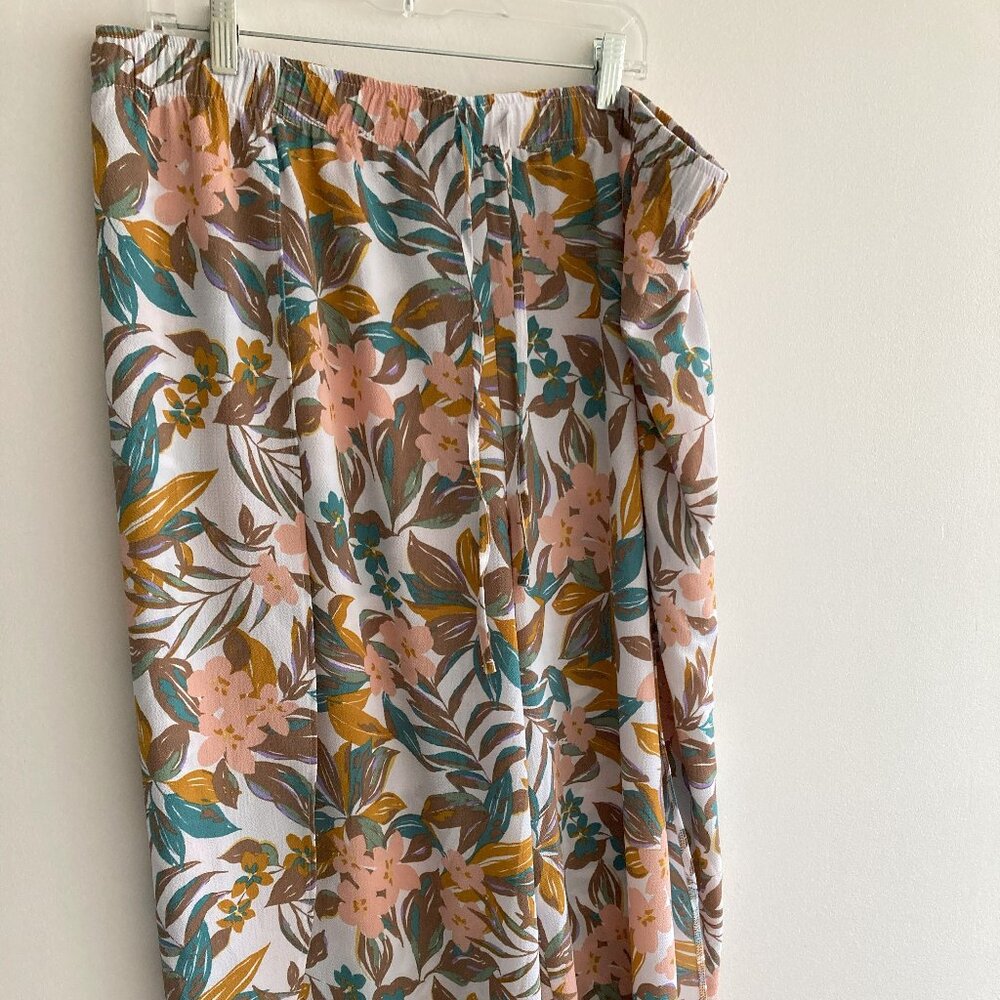 Freshwater Open Sided Floral Pants Resort Beach